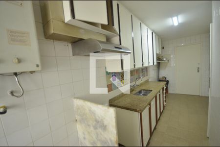Apartamento para alugar com 95m², 2 quartos e 1 vagaCozinha