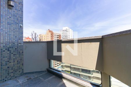 Sacada de apartamento à venda com 1 quarto, 57m² em Cambuí, Campinas