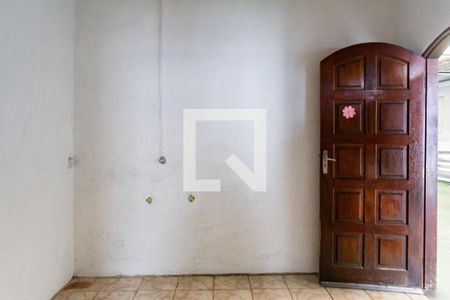 Sala de casa para alugar com 4 quartos, 700m² em Quitaúna, Osasco