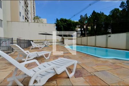 Apartamento à venda com 72m², 3 quartos e 1 vaga Apartamento à venda com 72m², 3 quartos e 1 vagaÁrea comum - Piscina