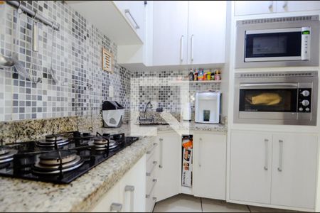 Apartamento à venda com 72m², 3 quartos e 1 vaga Apartamento à venda com 72m², 3 quartos e 1 vagaCozinha