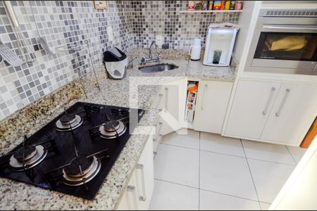 Apartamento à venda com 72m², 3 quartos e 1 vaga Apartamento à venda com 72m², 3 quartos e 1 vagaCozinha