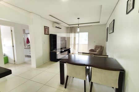 Apartamento à venda com 90m², 3 quartos e 2 vagasSala