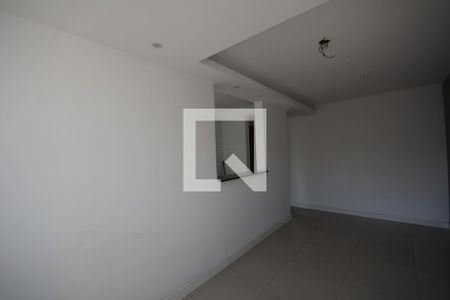 Sala de apartamento à venda com 2 quartos, 45m² em Parada de Lucas, Rio de Janeiro