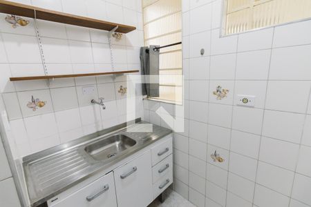 Cozinha de apartamento para alugar com 1 quarto, 28m² em Campos Elíseos, São Paulo