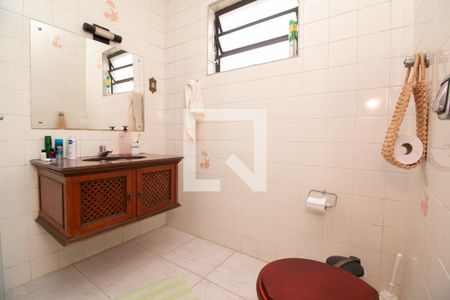 Casa à venda com 480m², 5 quartos e 8 vagasBanheiro Suíte 5