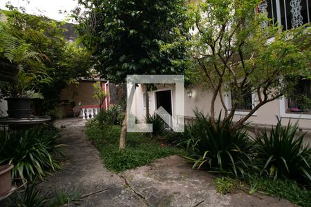 Casa à venda com 480m², 5 quartos e 8 vagasQuintal