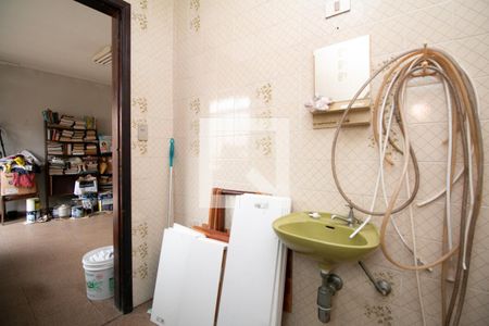 Casa à venda com 480m², 5 quartos e 8 vagasBanheiro Edicula