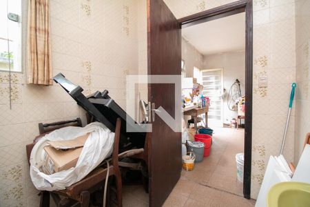Casa à venda com 480m², 5 quartos e 8 vagasBanheiro Edicula