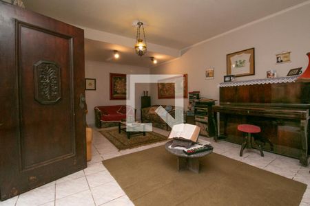 Casa à venda com 480m², 5 quartos e 8 vagasSala de Estar