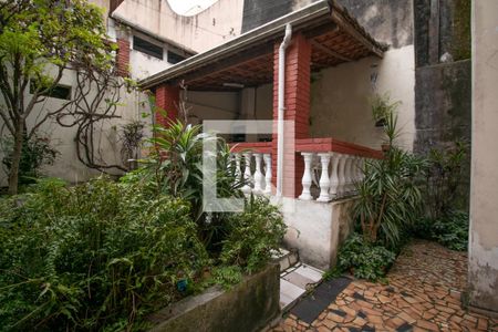 Casa à venda com 480m², 5 quartos e 8 vagasQuintal