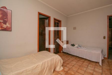 Casa à venda com 480m², 5 quartos e 8 vagasSuíte 1