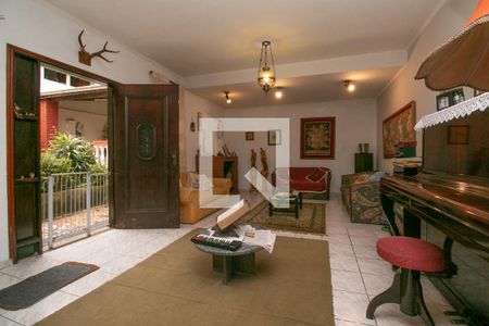 Casa à venda com 480m², 5 quartos e 8 vagasSala de Estar