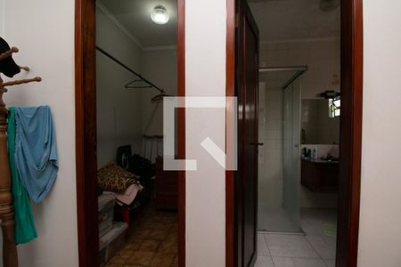 Casa à venda com 480m², 5 quartos e 8 vagasCloset Suíte 5