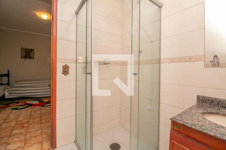 Casa à venda com 480m², 5 quartos e 8 vagasBanheiro Suíte 2