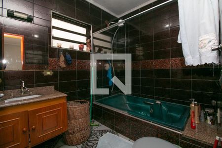 Casa à venda com 480m², 5 quartos e 8 vagasBanheiro Suíte 4