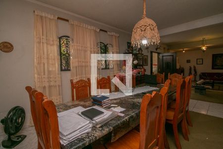 Casa à venda com 480m², 5 quartos e 8 vagasSala de Jantar