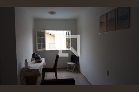 Casa à venda com 488m², 5 quartos e 8 vagasQuarto 4 - Suíte (escritorio)