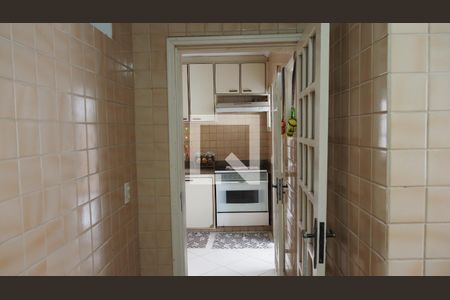 Casa à venda com 488m², 5 quartos e 8 vagasLavanderia