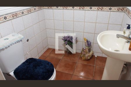 Casa à venda com 488m², 5 quartos e 8 vagasLavabo