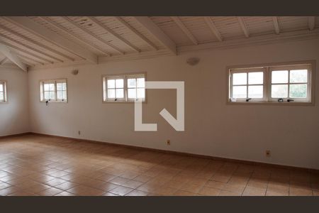 Casa à venda com 488m², 5 quartos e 8 vagasSalão de Festas