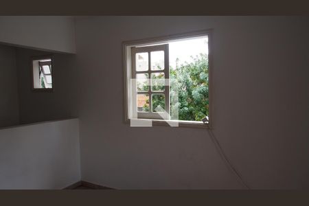 Casa à venda com 488m², 5 quartos e 8 vagasHall