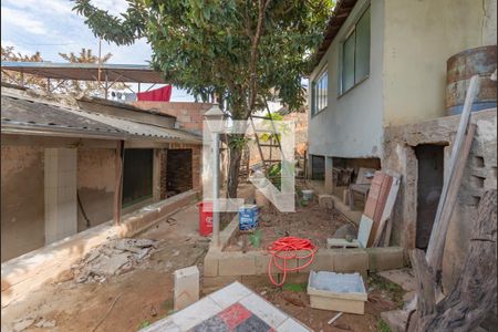 Casa à venda com 540m², 2 quartos e 5 vagasQuintal