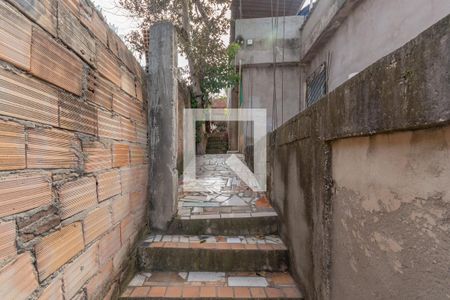 Casa à venda com 540m², 2 quartos e 5 vagasCorredor lateral