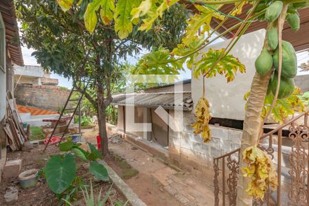 Casa à venda com 540m², 2 quartos e 5 vagasQuintal