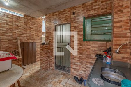 Casa à venda com 540m², 2 quartos e 5 vagasCozinha 2