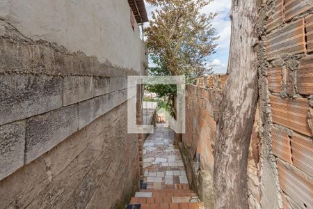 Casa à venda com 540m², 2 quartos e 5 vagasCorredor lateral