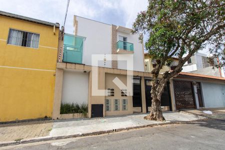 Casa de condomínio para alugar com 75m², 2 quartos e 1 vaga Casa de condomínio para alugar com 75m², 2 quartos e 1 vagaFachada