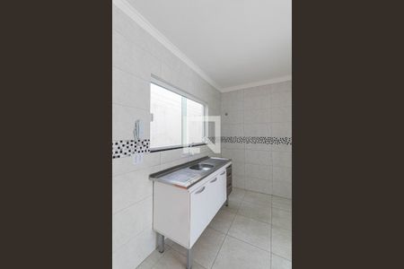 Sala e Cozinha de casa para alugar com 2 quartos, 75m² em Itaquera, São Paulo