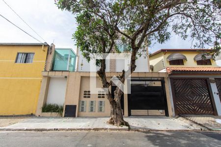 Casa de condomínio para alugar com 75m², 2 quartos e 1 vaga Casa de condomínio para alugar com 75m², 2 quartos e 1 vagaFachada