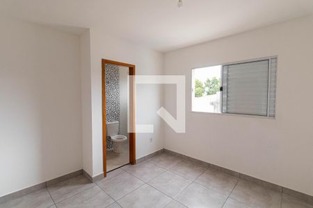 Suíte 1 de casa para alugar com 2 quartos, 75m² em Itaquera, São Paulo