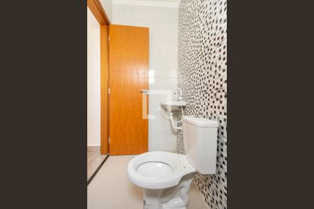 Casa de condomínio para alugar com 75m², 2 quartos e 1 vaga Casa de condomínio para alugar com 75m², 2 quartos e 1 vagaBanheiro do Quarto 2