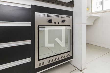 Apartamento para alugar com 52m², 2 quartos e sem vagaCozinha - Forno