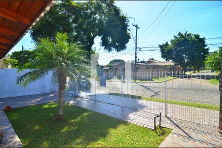 Casa à venda com 95m², 2 quartos e 2 vagasPátio