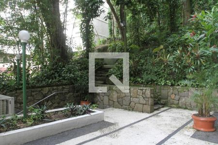 Apartamento à venda com 107m², 3 quartos e 1 vaga Apartamento à venda com 107m², 3 quartos e 1 vagaEntrada do Prédio