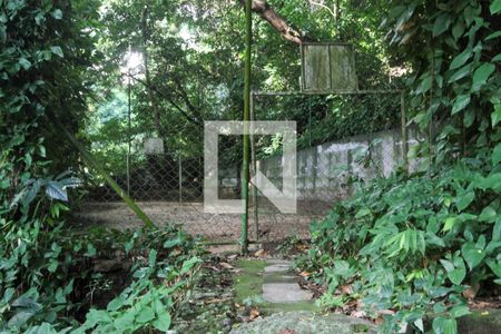 Apartamento à venda com 107m², 3 quartos e 1 vaga Apartamento à venda com 107m², 3 quartos e 1 vagaÁrea comum - Quadra Esportiva