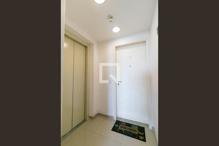 Apartamento para alugar com 112m², 2 quartos e 2 vagasHall De Entrada