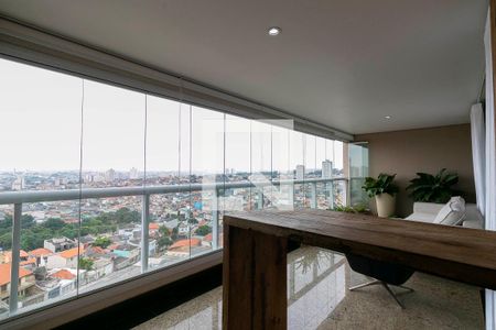 Apartamento para alugar com 112m², 2 quartos e 2 vagasVaranda