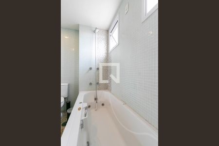 Apartamento para alugar com 112m², 2 quartos e 2 vagasSuíte 1 - Banheiro