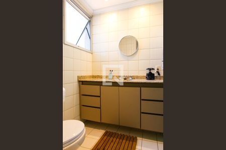 Apartamento à venda com 89m², 3 quartos e 2 vagasBanheiro da Suite