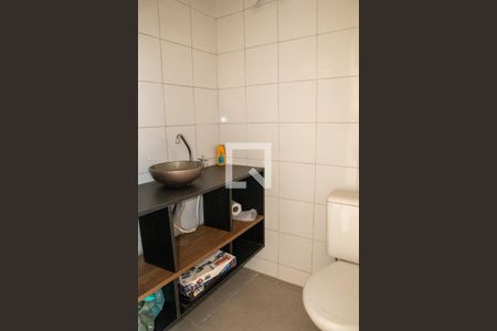 Casa à venda com 195m², 3 quartos e 2 vagasBanheiro 1