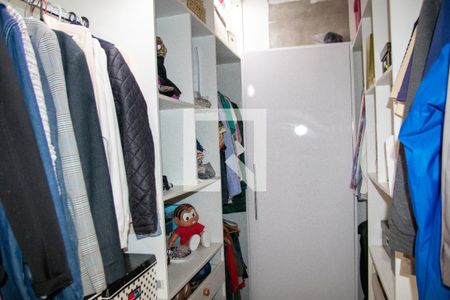 Casa à venda com 195m², 3 quartos e 2 vagasCloset do quarto 1