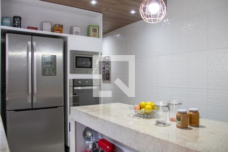 Casa à venda com 195m², 3 quartos e 2 vagasCozinha