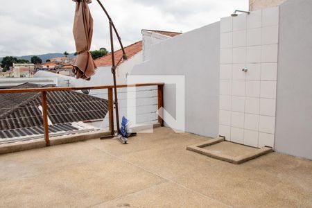 Casa à venda com 195m², 3 quartos e 2 vagasQuintal