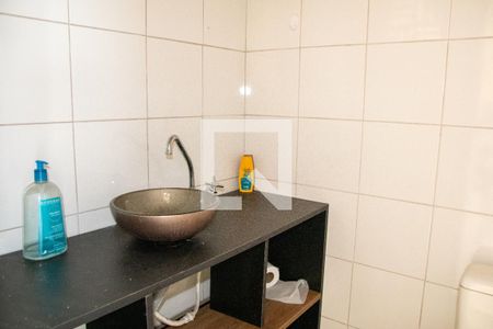 Casa à venda com 195m², 3 quartos e 2 vagasBanheiro 1