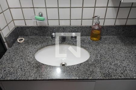 Apartamento para alugar com 79m², 2 quartos e 1 vaga Apartamento para alugar com 79m², 2 quartos e 1 vagaBanheiro Social